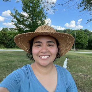 Meet your Posher, Maria